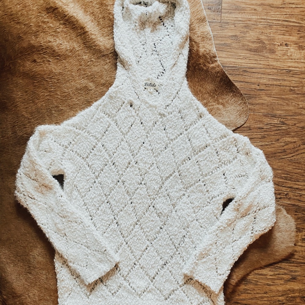 Sweater hoodie
